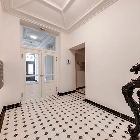 Apartment New Town Oases Prague